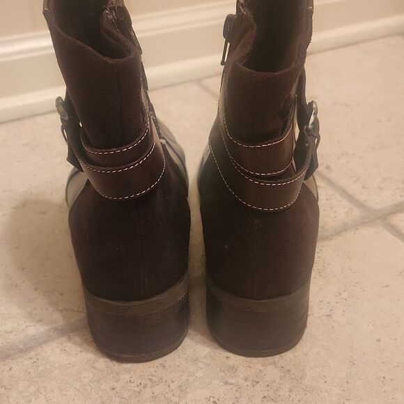 BareTraps Dark Brown Ankle Booties - Picture 5 of 12